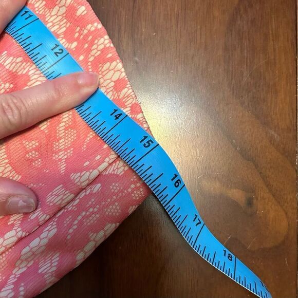 Zara women's strapless peplum lace tulip pink dress size medium - Picture 5 of 6